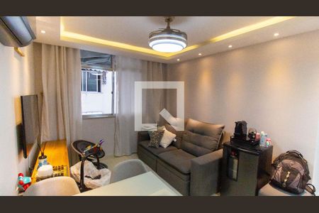 Sala de apartamento à venda com 2 quartos, 60m² em Santana, Niterói