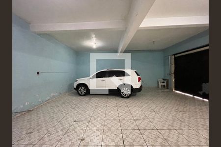 Garagem de casa à venda com 3 quartos, 330m² em Butantã, São Paulo
