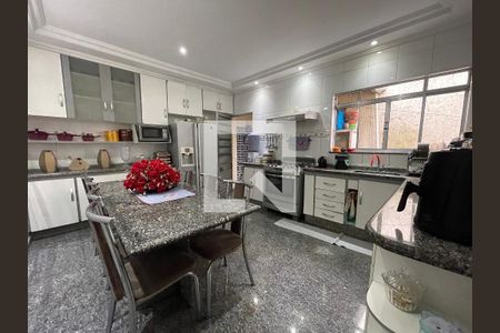 Cozinha de casa à venda com 3 quartos, 330m² em Butantã, São Paulo