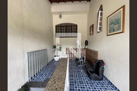 Entrada de casa à venda com 3 quartos, 330m² em Butantã, São Paulo