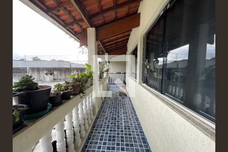Varanda de casa à venda com 3 quartos, 330m² em Butantã, São Paulo