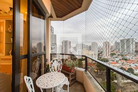 Varanda 2 de apartamento à venda com 3 quartos, 330m² em Vila Dom Pedro I, São Paulo
