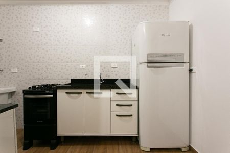 Cozinha de apartamento para alugar com 1 quarto, 35m² em Vila Antonina, São Paulo