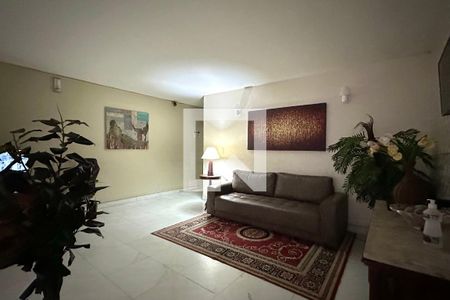 Hall de Entrada de apartamento à venda com 3 quartos, 93m² em Copacabana, Rio de Janeiro
