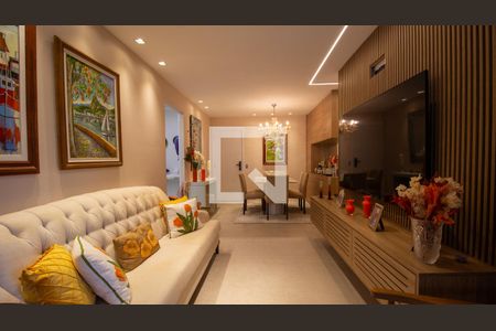 Sala de apartamento para alugar com 2 quartos, 80m² em Barra da Tijuca, Rio de Janeiro