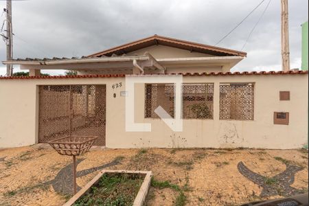 Fachada de casa à venda com 2 quartos, 147m² em Jardim Esmeraldina, Campinas