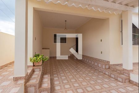 Garagem de casa à venda com 2 quartos, 147m² em Jardim Esmeraldina, Campinas