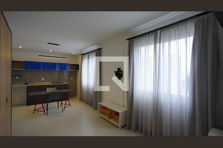 Sala - quarto de kitnet/studio para alugar com 1 quarto, 28m² em Centro, Florianópolis