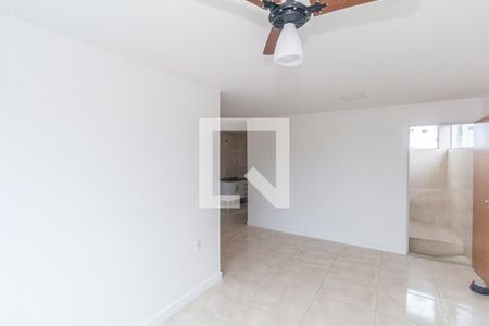 Sala de apartamento para alugar com 2 quartos, 72m² em Marechal Hermes, Rio de Janeiro