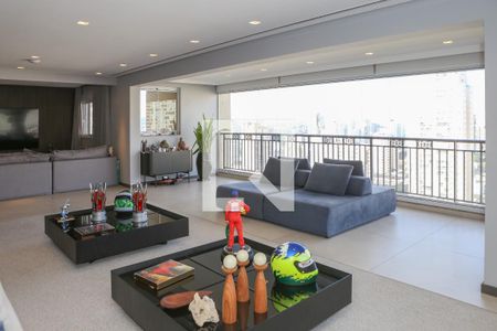 Sala de apartamento à venda com 3 quartos, 223m² em Vila Romana, São Paulo