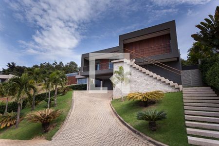 Fachada de casa de condomínio à venda com 4 quartos, 548m² em Jardim Serrano, Nova Lima