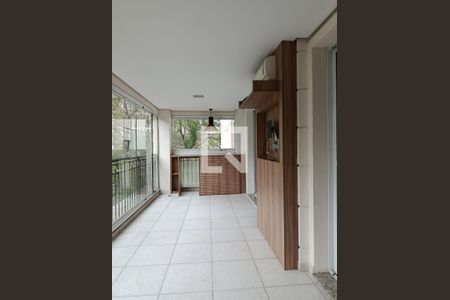 Varanda de apartamento à venda com 3 quartos, 152m² em Jardins, São Paulo