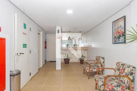 Hall de entrada de apartamento à venda com 2 quartos, 50m² em Taboão, São Paulo