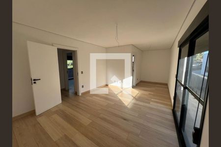 Casa de Condomínio à venda com 4 quartos, 286m² em Jardim Petropolis, São Paulo