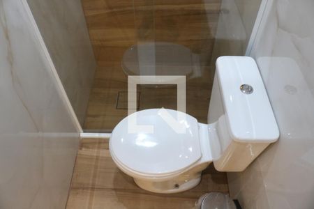 Lavabo de apartamento à venda com 2 quartos, 90m² em Alto de Pinheiros, São Paulo