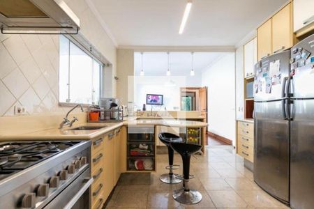 Casa à venda com 5 quartos, 1250m² em Brooklin, São Paulo