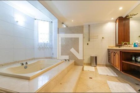 Casa à venda com 5 quartos, 1250m² em Brooklin, São Paulo
