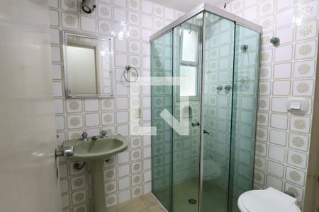 Banheiro Social de apartamento para alugar com 4 quartos, 120m² em Jardim Asturias, Guarujá