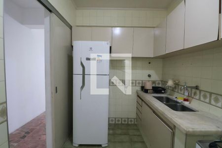 Cozinha de apartamento para alugar com 4 quartos, 120m² em Jardim Asturias, Guarujá