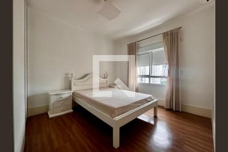 Quarto Suite 1 de apartamento à venda com 3 quartos, 186m² em Cambuí, Campinas