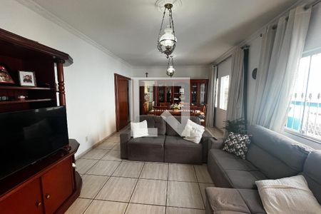 Sala de casa à venda com 4 quartos, 184m² em Jardim Guanabara, Rio de Janeiro