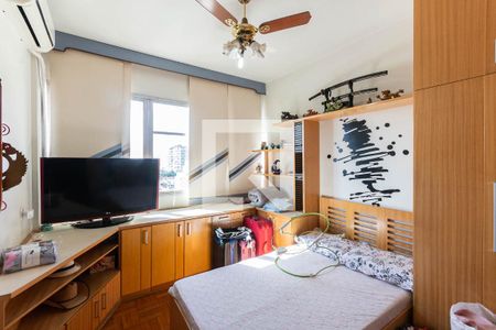 Quarto 1 de apartamento à venda com 3 quartos, 130m² em Tijuca, Rio de Janeiro