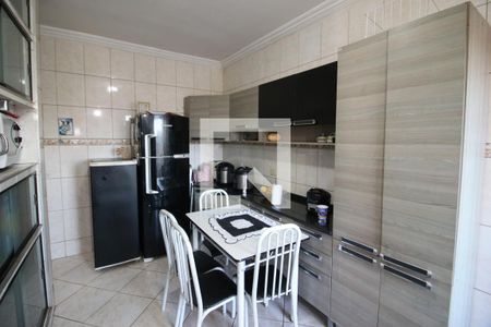 Cozinha de casa para alugar com 3 quartos, 356m² em Km 18, Osasco