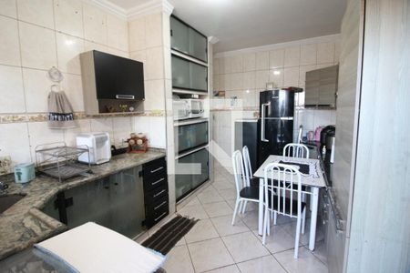 Cozinha de casa para alugar com 3 quartos, 356m² em Km 18, Osasco
