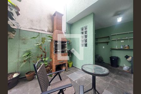 Quintal de casa à venda com 3 quartos, 140m² em Jardim Umuarama, São Paulo