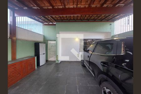 Garagem de casa à venda com 3 quartos, 140m² em Jardim Umuarama, São Paulo