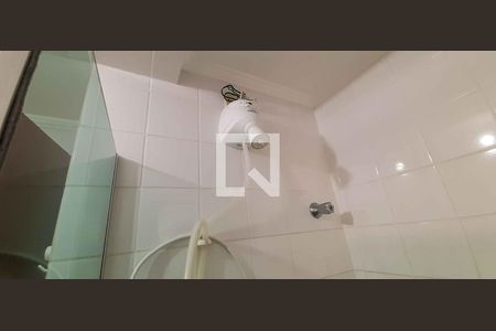 Banheiro de apartamento à venda com 2 quartos, 62m² em Jaguaribe, Osasco