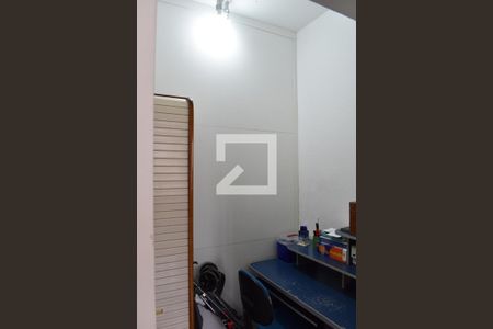 Corredor de apartamento para alugar com 3 quartos, 92m² em Centro, Curitiba