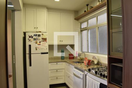 Cozinha de apartamento para alugar com 3 quartos, 92m² em Centro, Curitiba