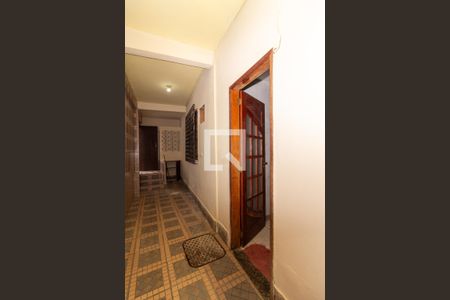 Varanda de casa para alugar com 1 quarto, 50m² em Vila Valqueire, Rio de Janeiro