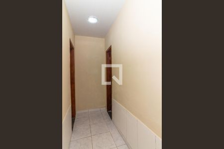 Corredor de casa à venda com 1 quarto, 50m² em Vila Valqueire, Rio de Janeiro