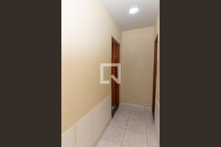 Corredor de casa à venda com 1 quarto, 50m² em Vila Valqueire, Rio de Janeiro