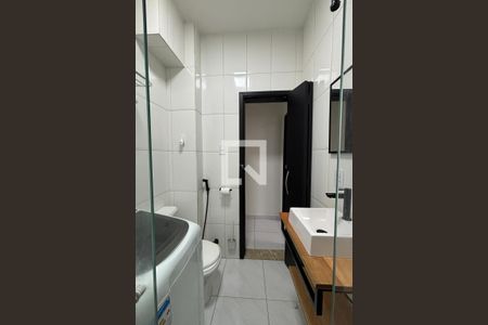 Banheiro social de apartamento para alugar com 1 quarto, 32m² em Copacabana, Rio de Janeiro