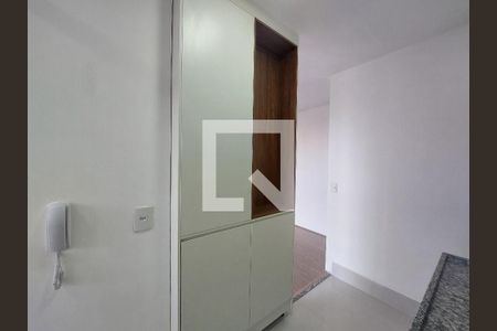 Cozinha de apartamento para alugar com 2 quartos, 46m² em Campininha, São Paulo