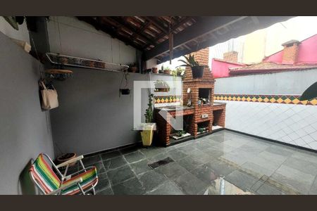 Casa à venda com 3 quartos, 178m² em Vila Scarpelli, Santo André