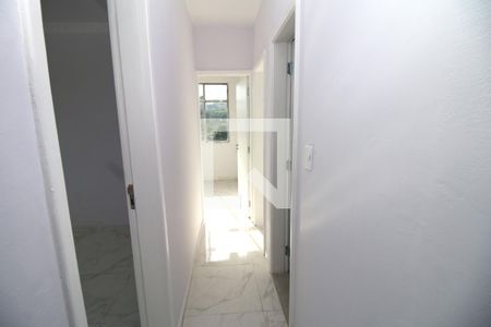 Sala - Corredor de apartamento à venda com 3 quartos, 67m² em Olaria, Rio de Janeiro