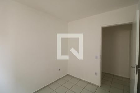 Quarto 1 de apartamento para alugar com 2 quartos, 45m² em Parque São Lourenço, São Paulo