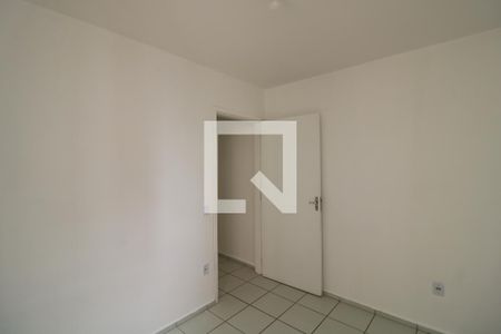 Quarto 2 de apartamento para alugar com 2 quartos, 45m² em Parque São Lourenço, São Paulo