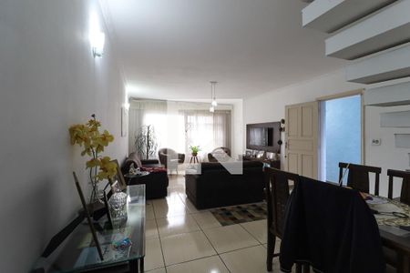 Sala de casa à venda com 3 quartos, 180m² em Parque Novo Mundo, São Paulo