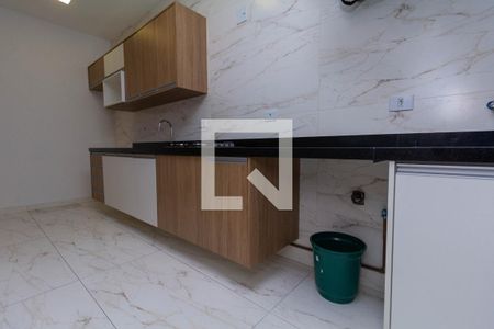 Cozinha e Área de Serviço de casa para alugar com 2 quartos, 52m² em Cidade Mãe do Céu, São Paulo