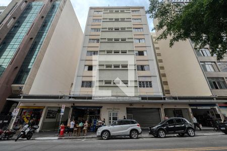 Fachada de kitnet/studio para alugar com 1 quarto, 30m² em Bela Vista, São Paulo