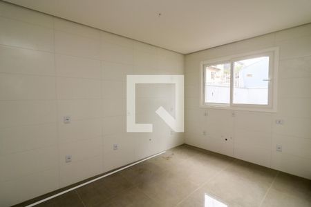 Cozinha de casa de condomínio à venda com 3 quartos, 142m² em Hípica, Porto Alegre