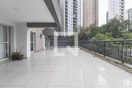 Varanda - Quintal de apartamento para alugar com 3 quartos, 160m² em Bosque da Saúde, São Paulo