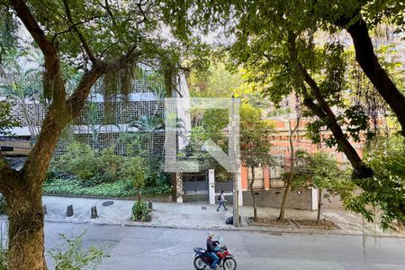 Vista de apartamento à venda com 3 quartos, 106m² em Laranjeiras, Rio de Janeiro