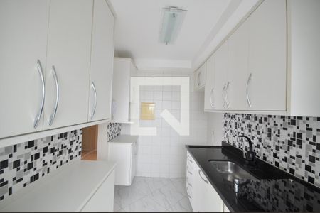 Cozinha de apartamento à venda com 2 quartos, 157m² em Vila Paiva, São Paulo