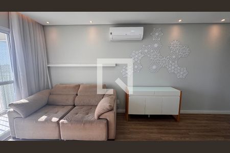 Sala de apartamento para alugar com 3 quartos, 80m² em Jardim Nova Europa, Campinas